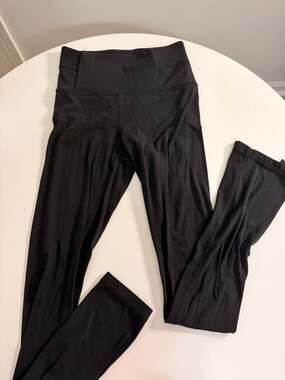 Athleta Aura Split Pant Black High-Waisted Leggings Size XXS